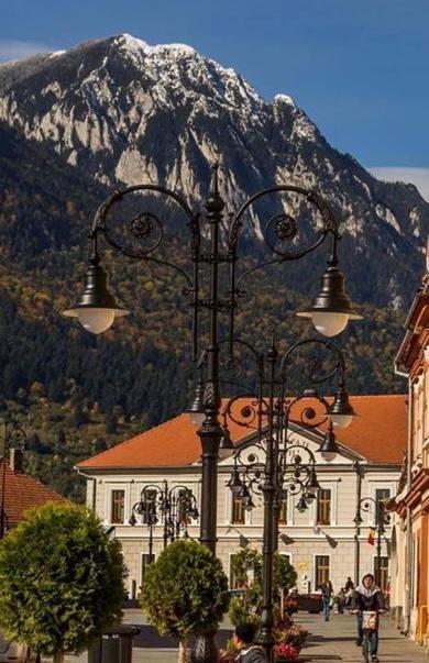 Mountain Vista Suites Zărneşti Exteriér fotografie