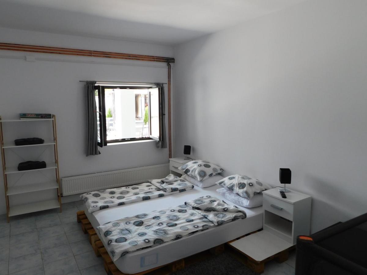 Mountain Vista Suites Zărneşti Exteriér fotografie